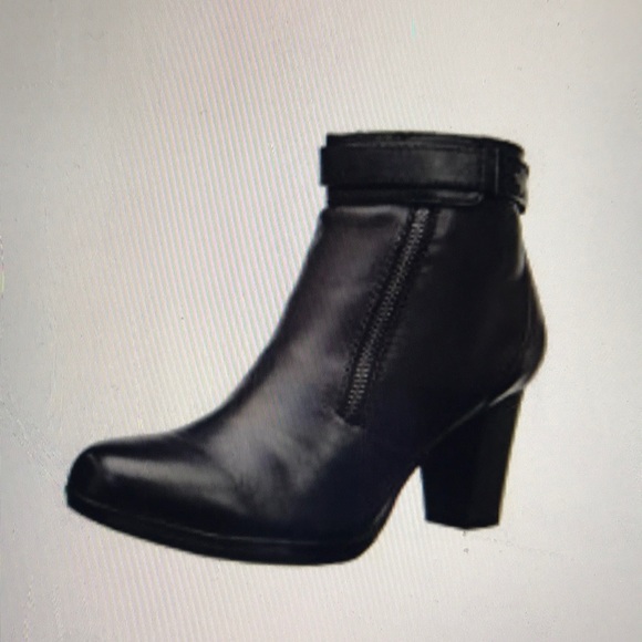 clarks kalea gillian bootie